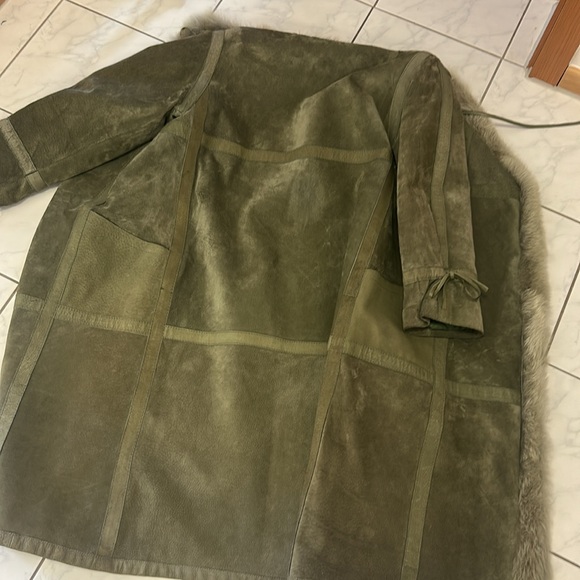 Women's Olive Green Faux Fur Trim Trench Coat - Picture 5 of 5